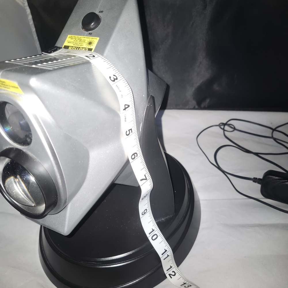 High-Performance Gray Projector